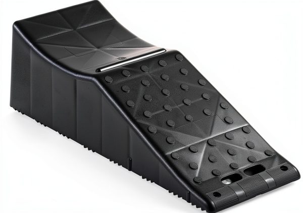 VEVOR 1Piece Vehicle Ramp 20000 lbs/9 Ton Capacity Car Service Ramp, Effortlessly Lift 5.5" High, Durable Nonslip & Portable, for Routine Tire Replacement Repairs, Work with Tandem Wheel Vehicles-0